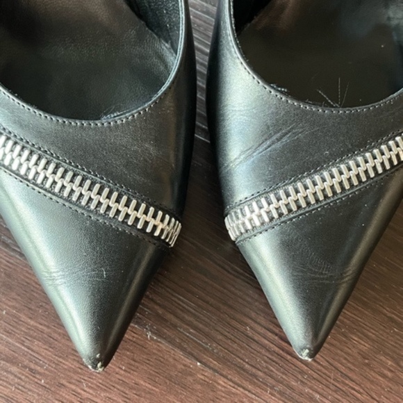 Saint Laurent Zip accent black and white heels/pumps - Picture 8 of 8